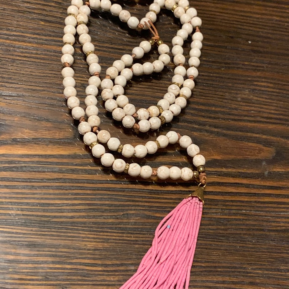 Artsy boho unique Howlite beaded tassel necklace - Picture 11 of 16